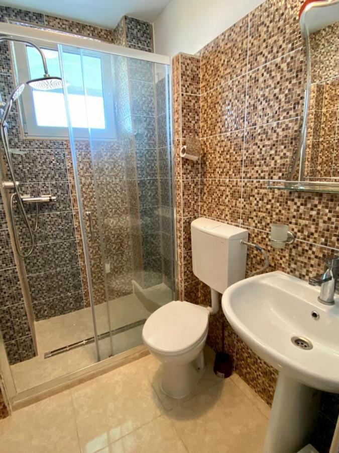 Casa Nord Hotel Бузау Екстериор снимка