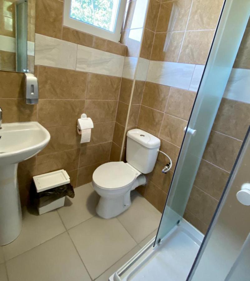 Casa Nord Hotel Бузау Екстериор снимка