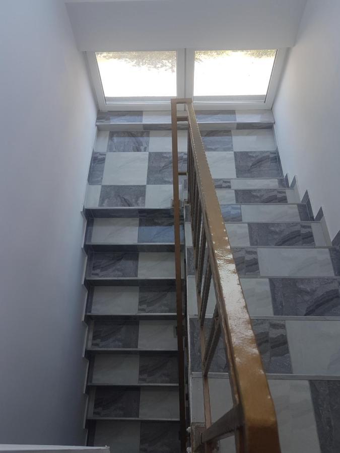 Casa Nord Hotel Бузау Екстериор снимка