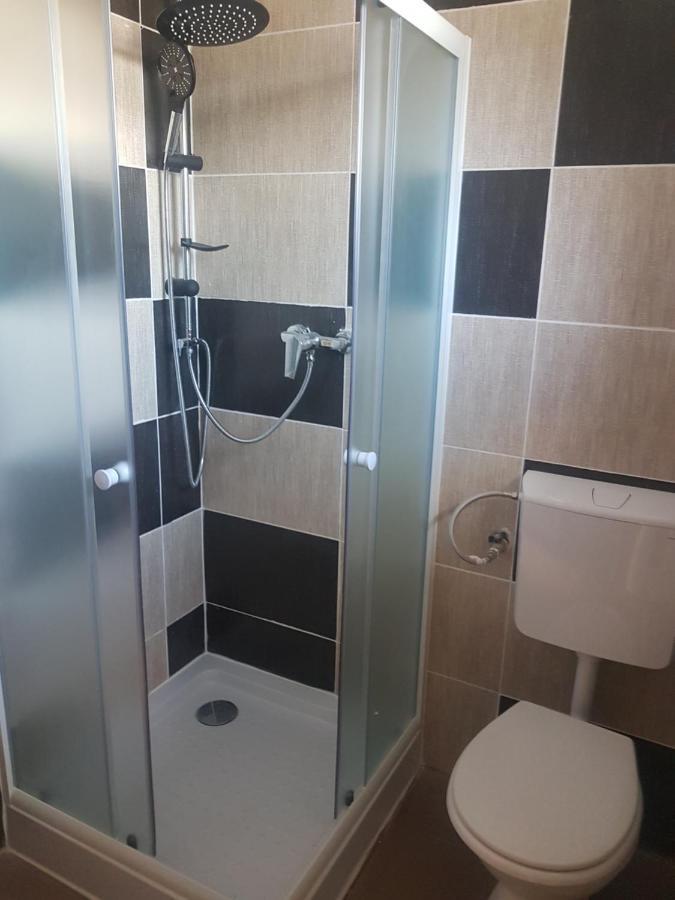 Casa Nord Hotel Бузау Екстериор снимка