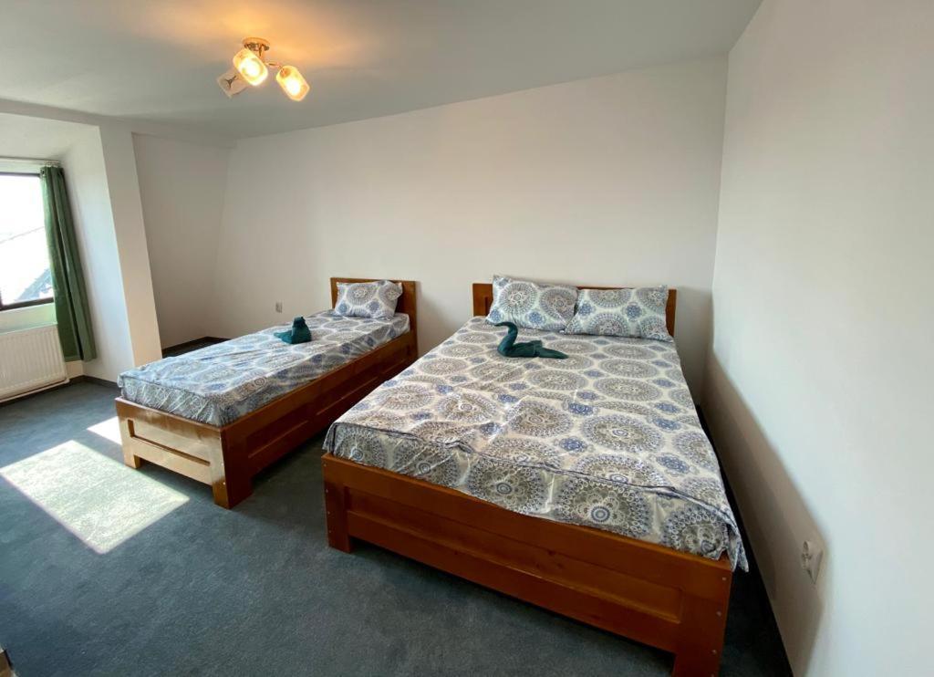Casa Nord Hotel Бузау Екстериор снимка